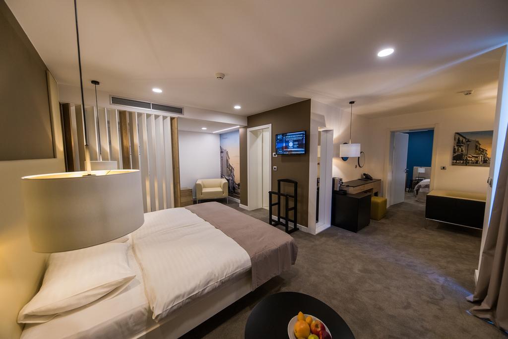 Boutique Hotel Esplanade (Adults Only) تْسْغيكفانِتْسا المظهر الخارجي الصورة
